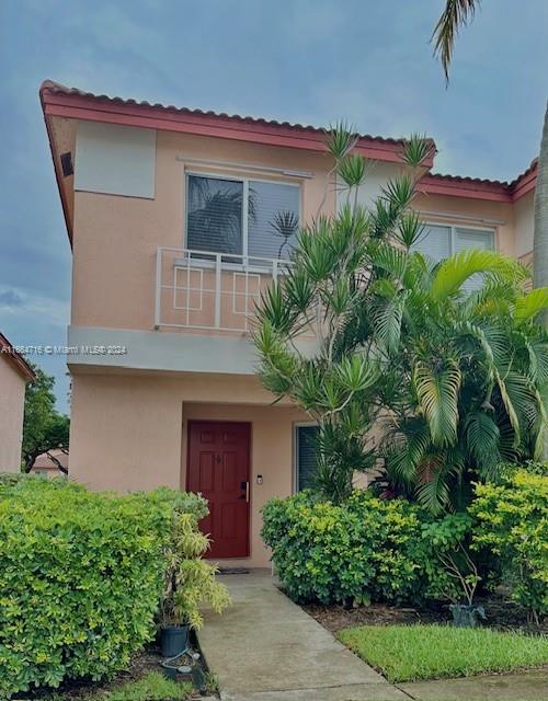 763 NW 208th Ter, Pembroke Pines, Florida image 2