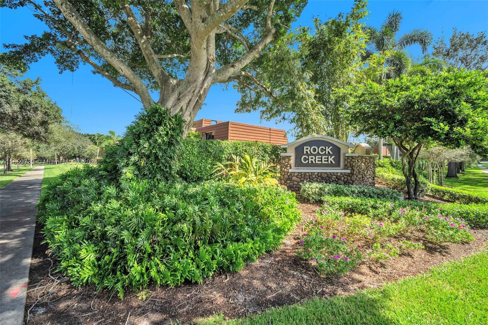 2572 Camelot Ct #., Cooper City, Florida image 36