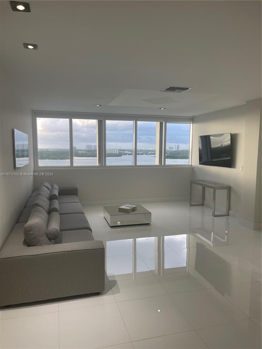 10275 Collins Ave #1523, Bal Harbour, Florida image 23