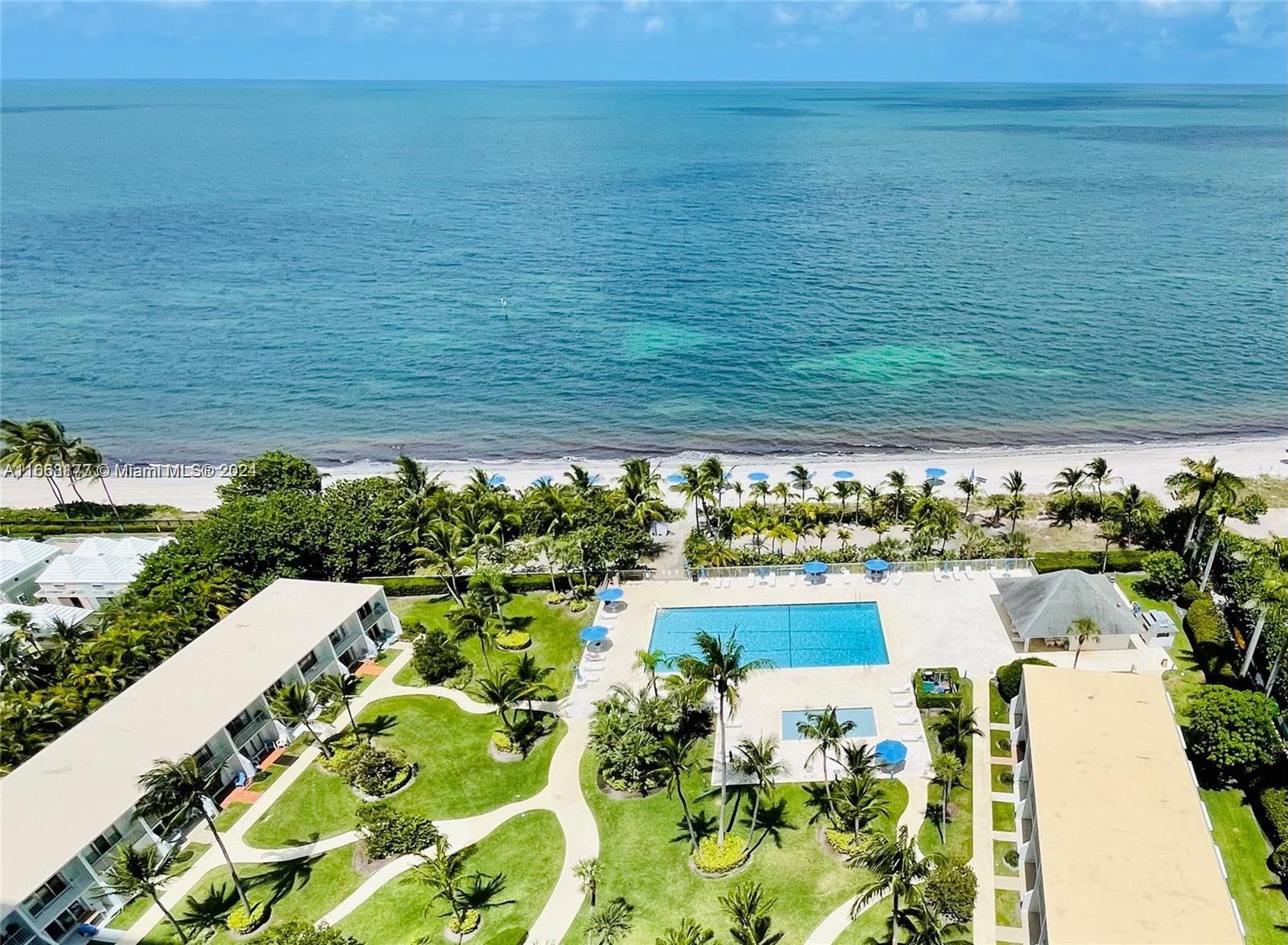 881 Ocean Dr #17B, Key Biscayne FL 33149