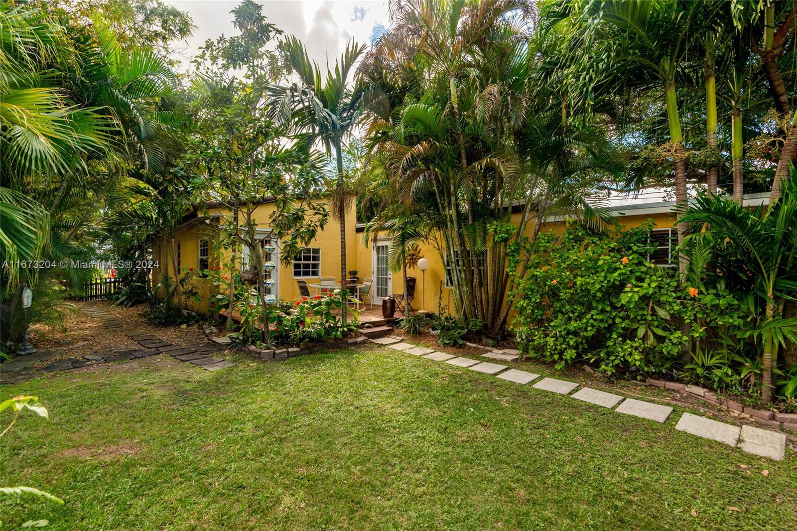 1611 Fletcher St, Hollywood, Florida image 32