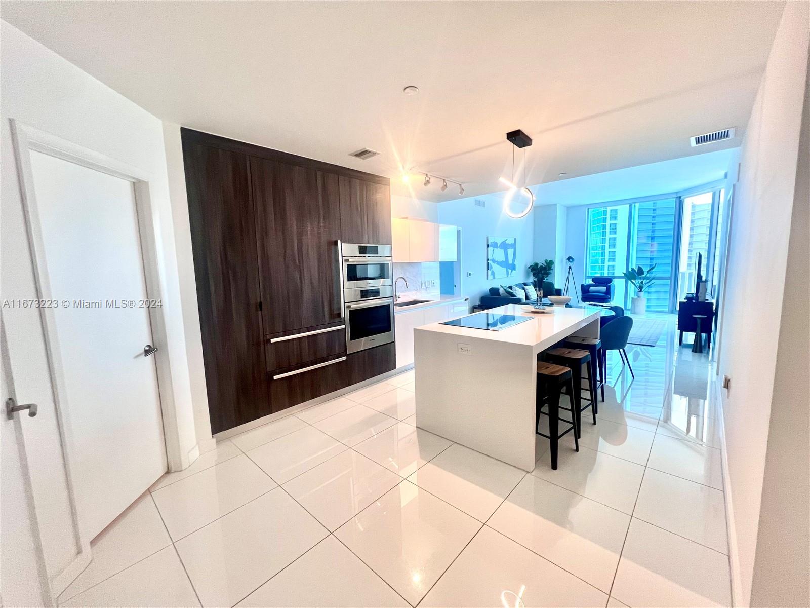 851 NE 1st Ave #1907, Miami FL 33132