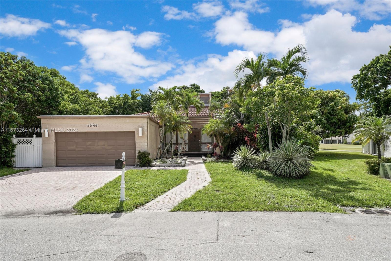 Residential, Tamarac, Florida image 1