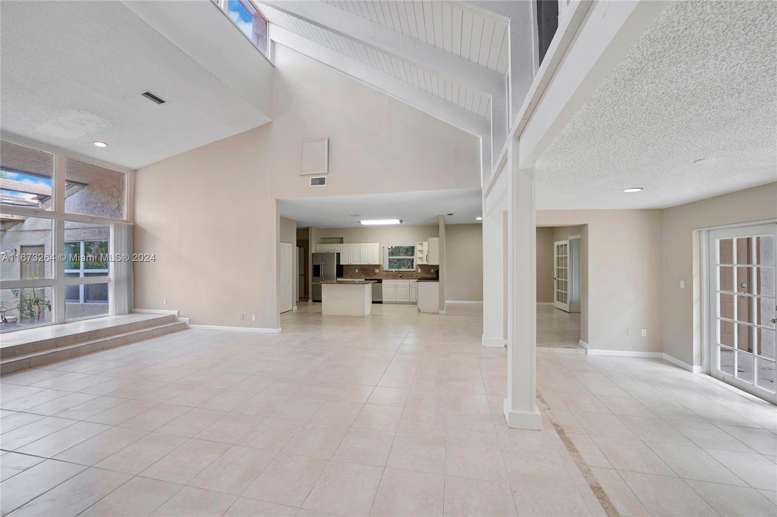 8049 Buttonwood Cir, Tamarac, Florida image 30