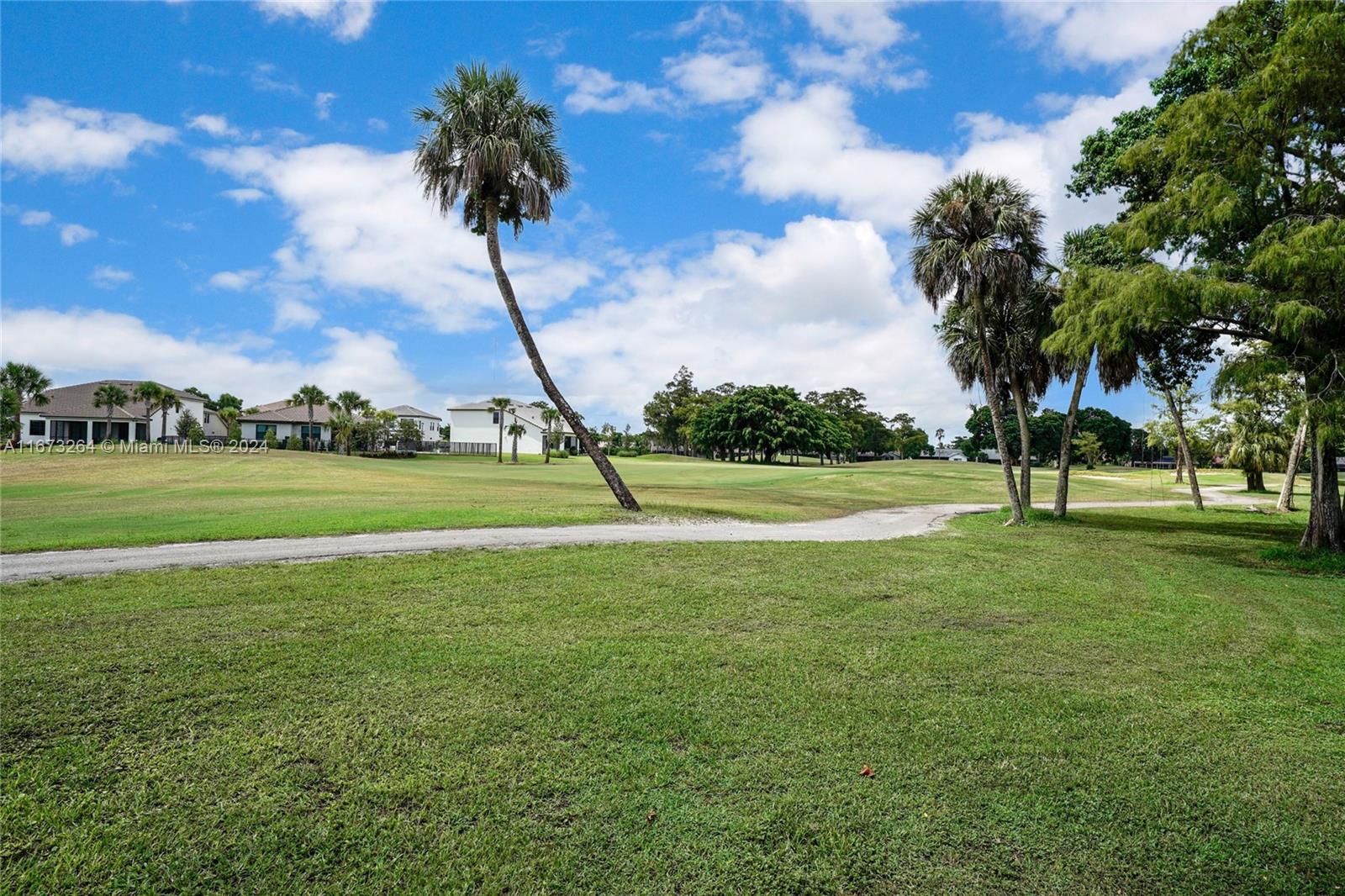 Residential, Tamarac, Florida image 38