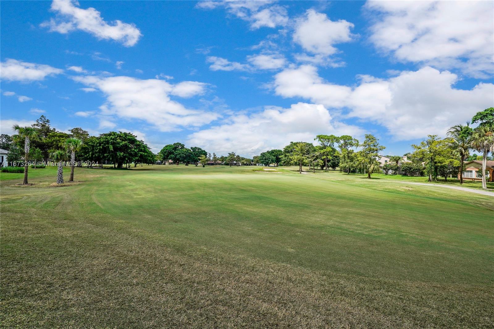 Residential, Tamarac, Florida image 40