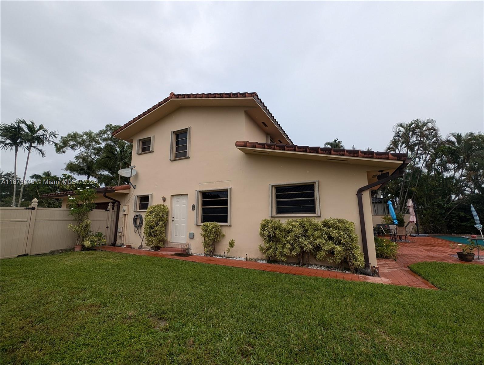 10300 NW 130th St, Hialeah Gardens, Florida image 15