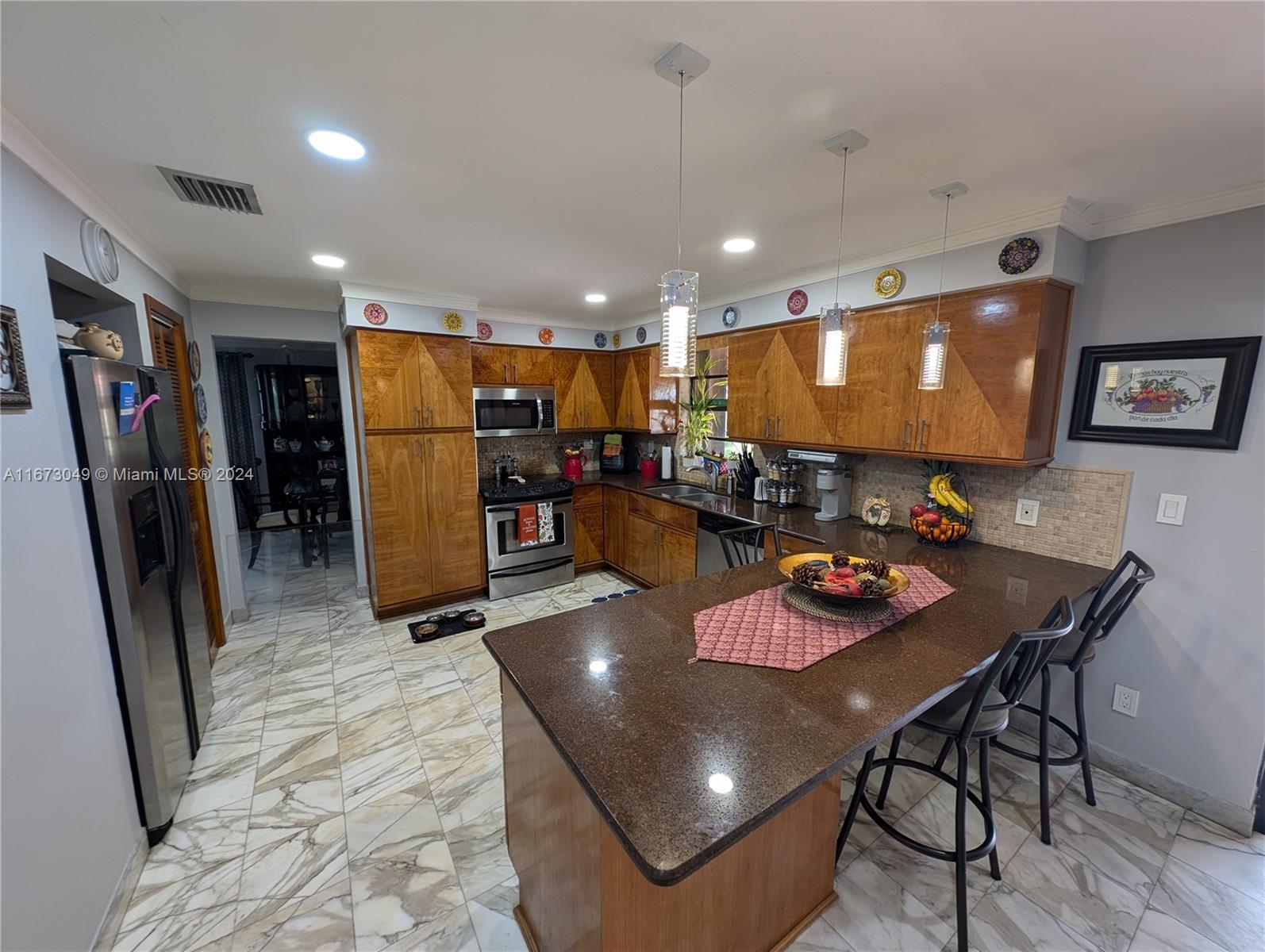 10300 NW 130th St, Hialeah Gardens, Florida image 23