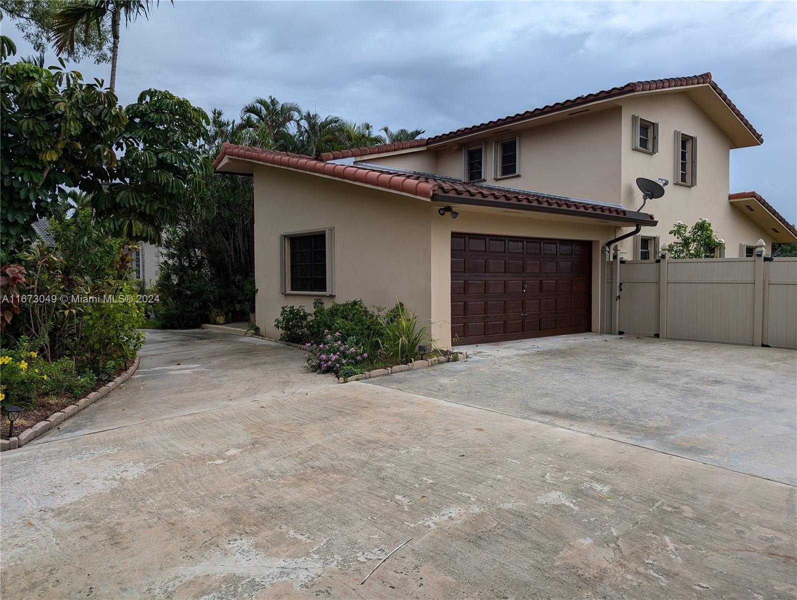 10300 NW 130th St, Hialeah Gardens, Florida image 6