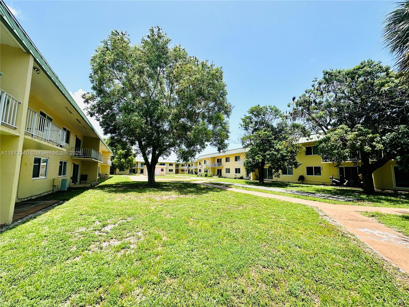 505 NW 177th St #139, Miami Gardens, Florida image 4
