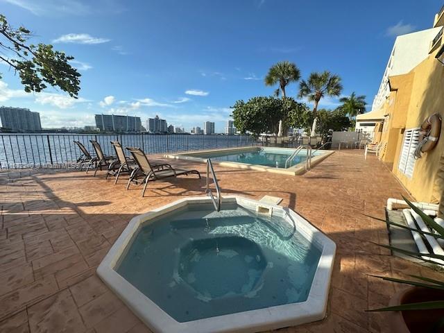 17878 N Bay Rd #207, Sunny Isles Beach, Florida image 29