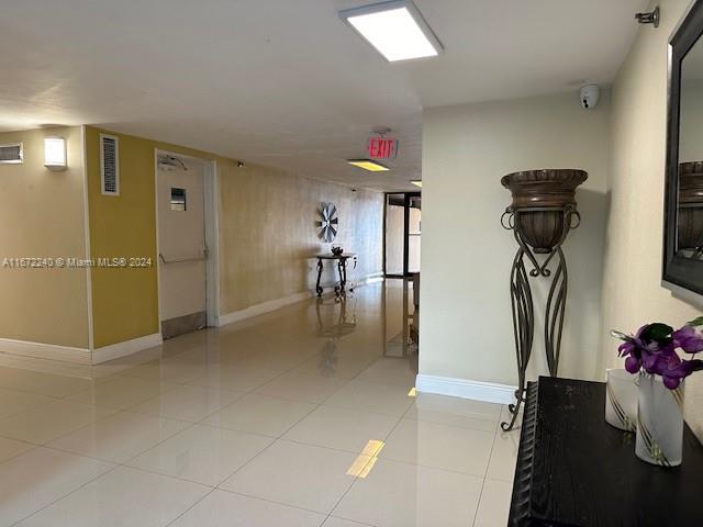 17878 N Bay Rd #207, Sunny Isles Beach, Florida image 38