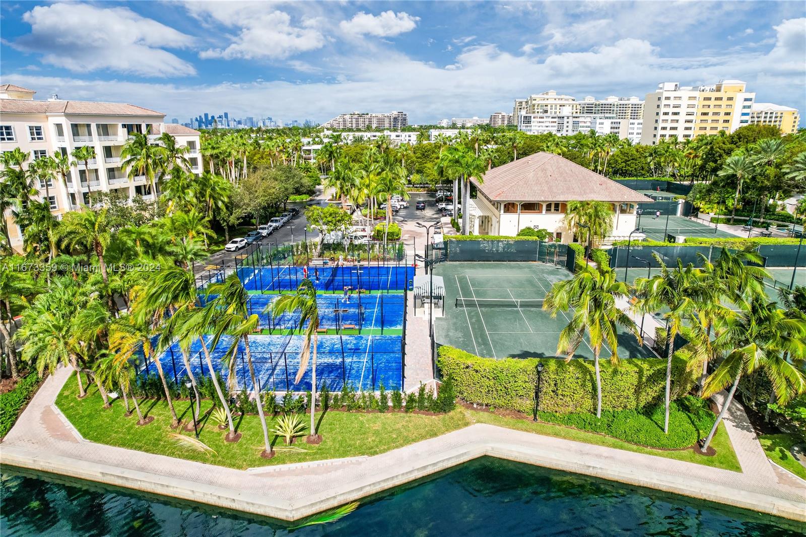 701 Crandon Blvd #302, Key Biscayne, Florida image 25