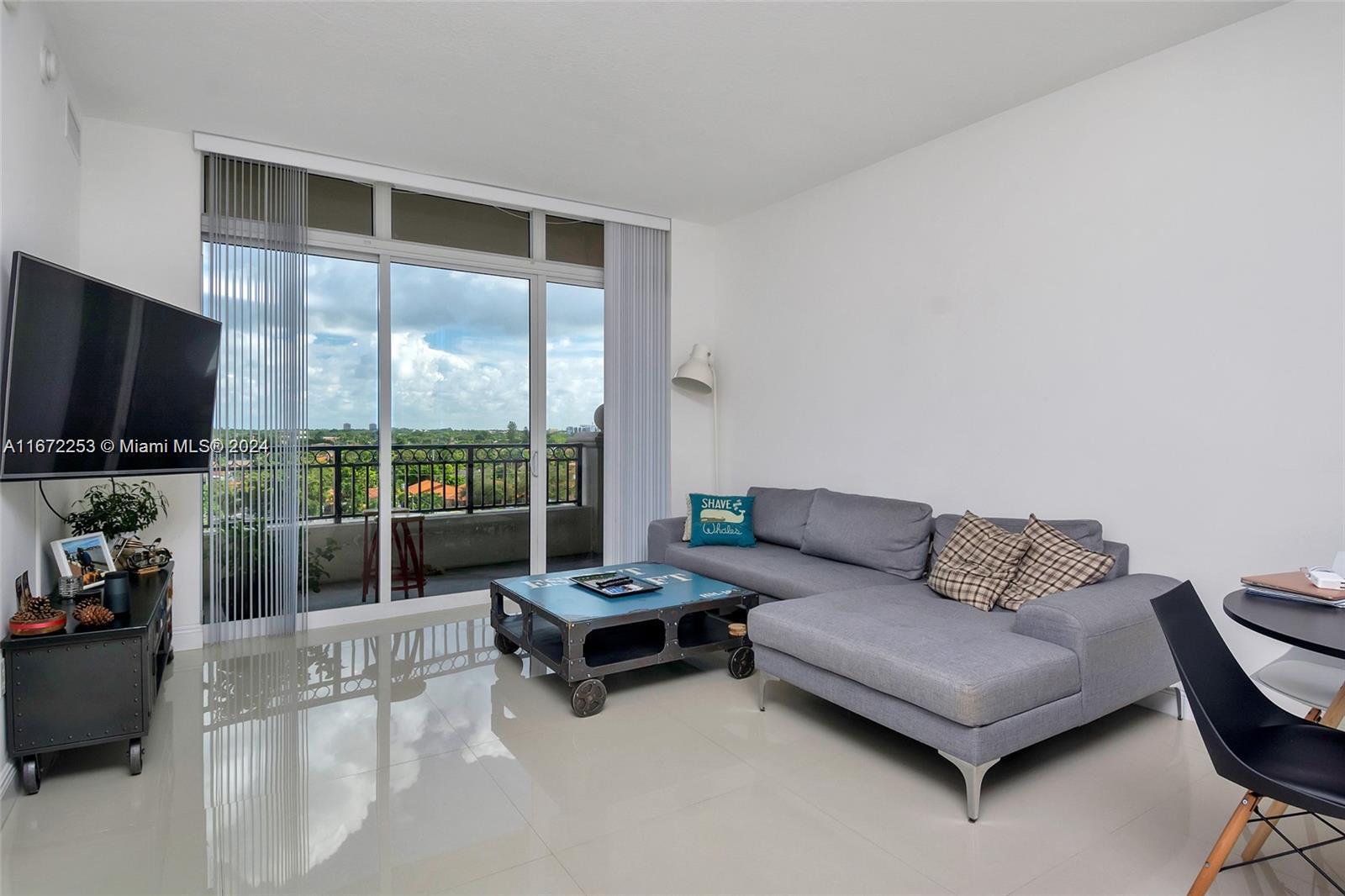 3232 Coral #605, Miami FL 33145