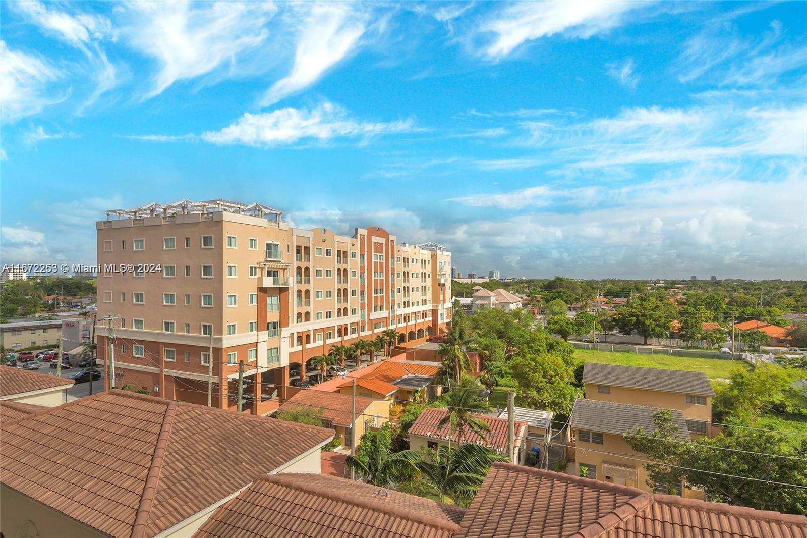 3232 Coral #605, Miami FL 33145