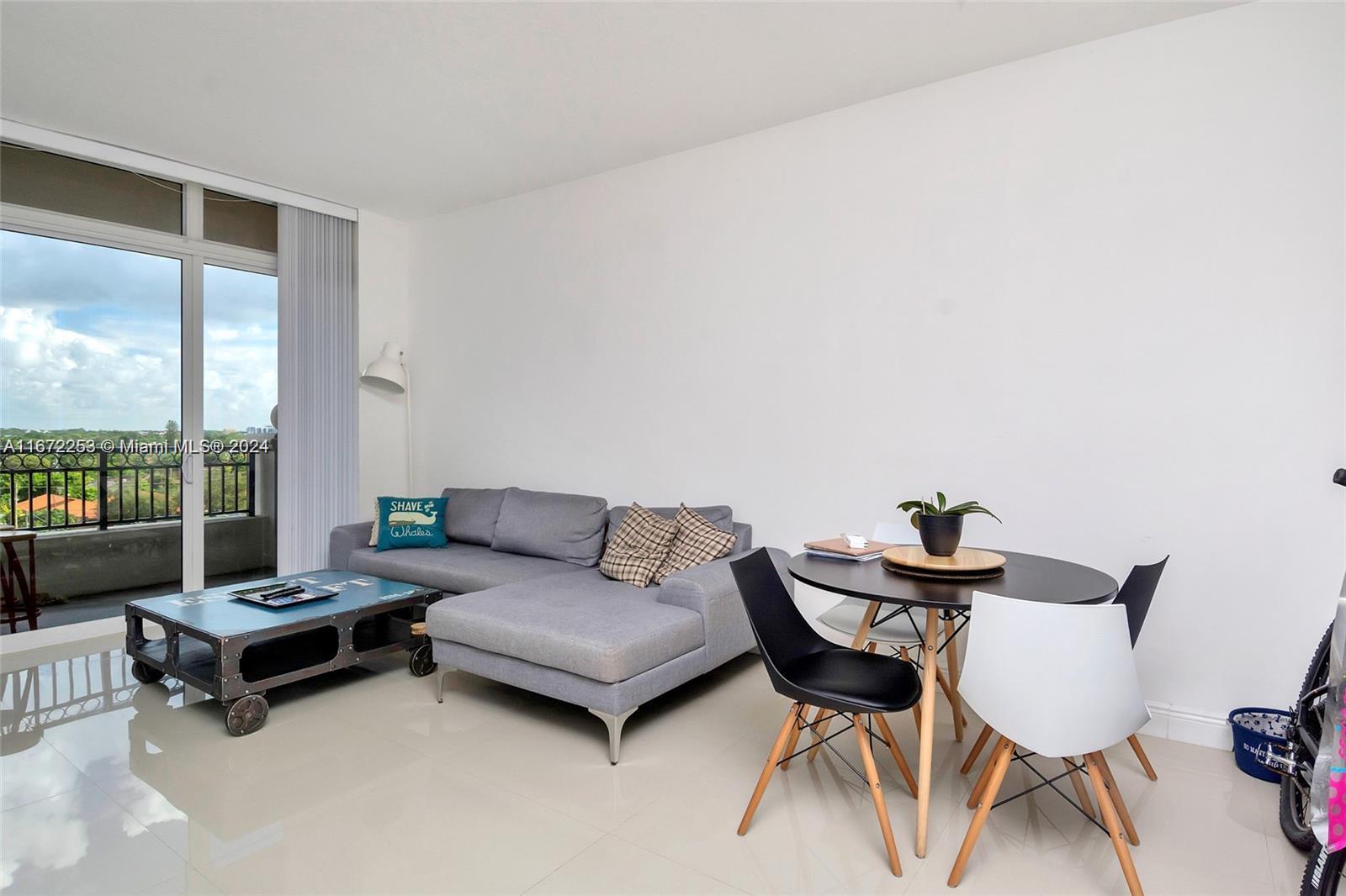 3232 Coral #605, Miami FL 33145