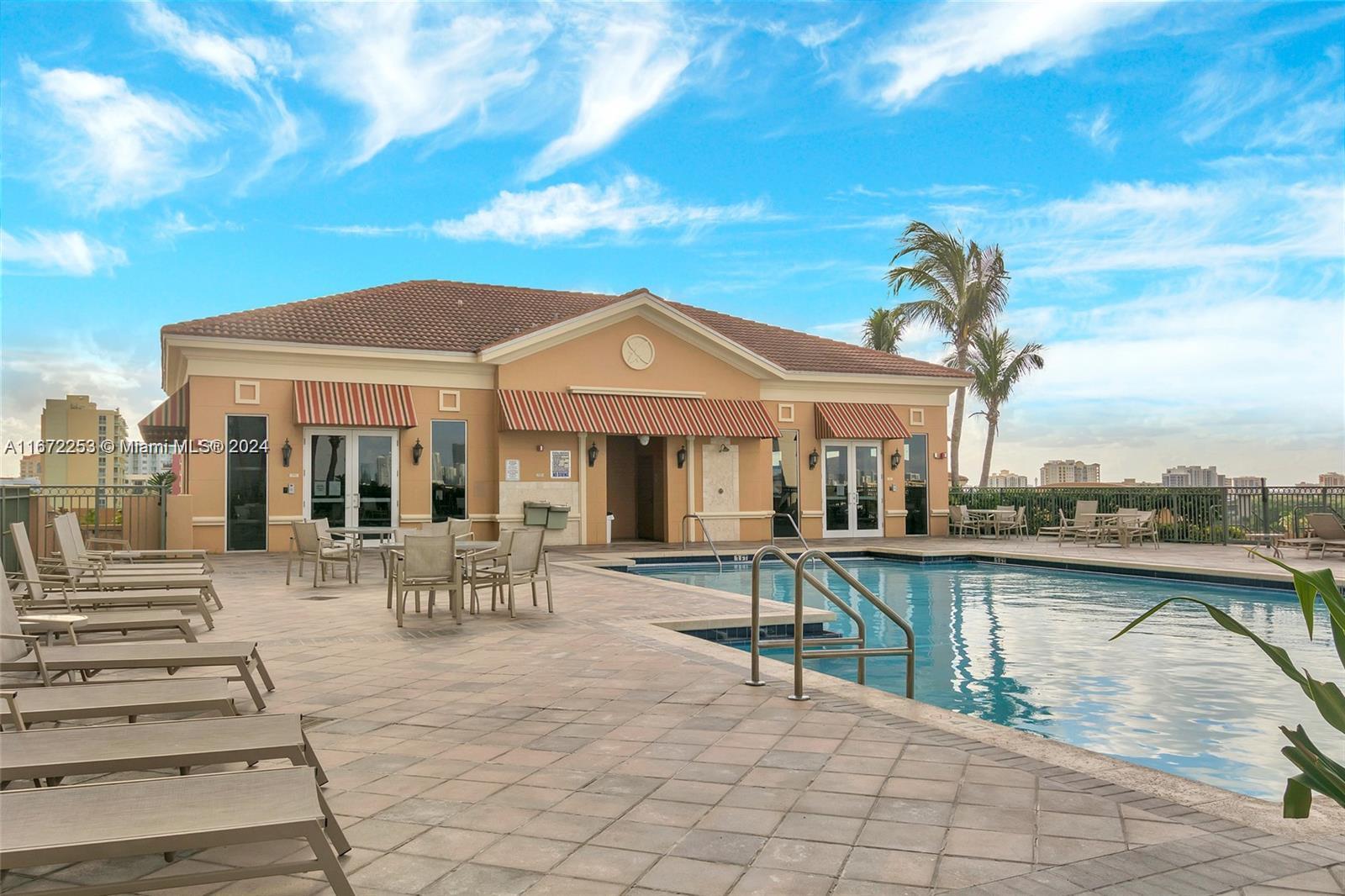 3232 Coral #605, Miami FL 33145