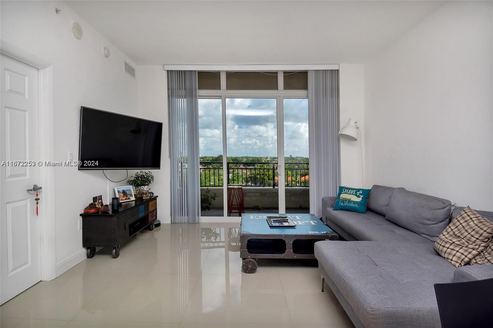 3232 Coral #605, Miami FL 33145