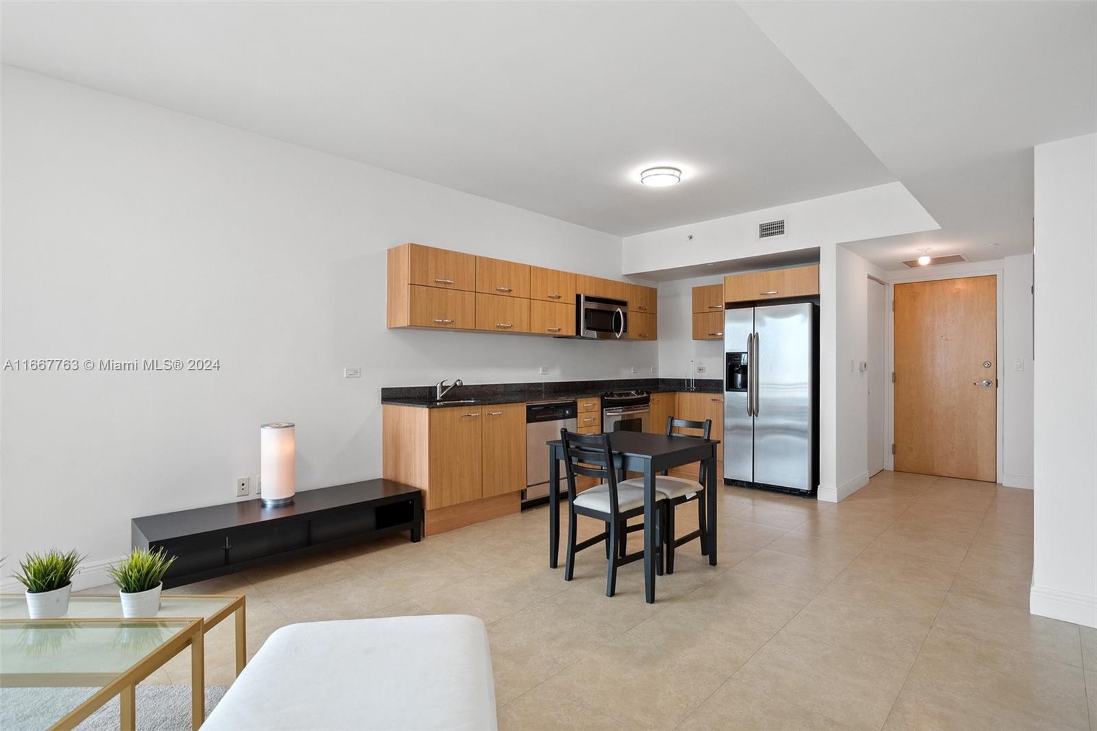 350 S Miami Ave #1811, Miami FL 33130