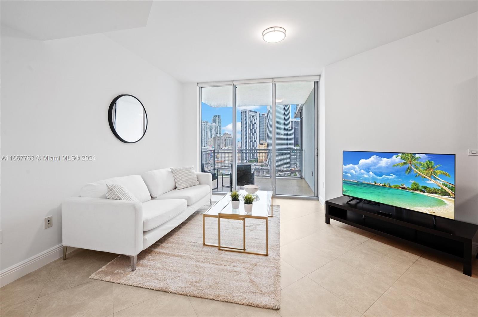 350 S Miami Ave #1811, Miami FL 33130
