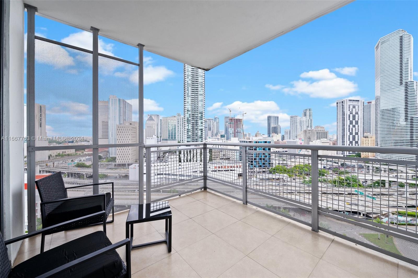 350 S Miami Ave #1811, Miami FL 33130