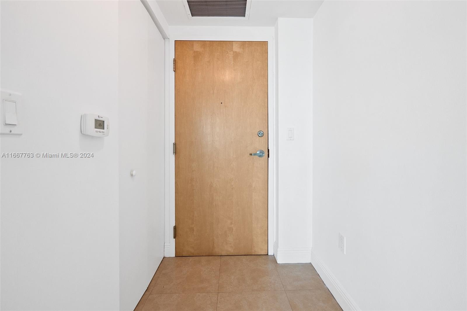 350 S Miami Ave #1811, Miami FL 33130