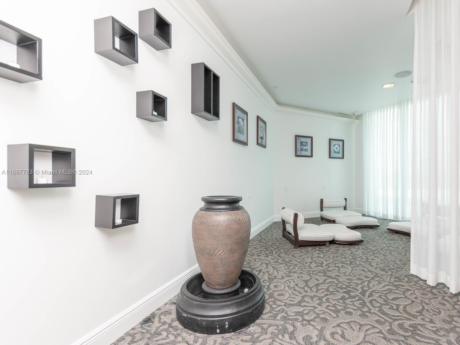 350 S Miami Ave #1811, Miami FL 33130