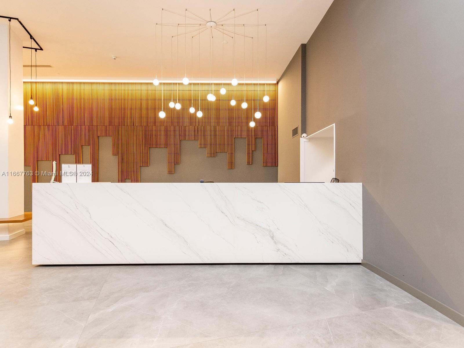 350 S Miami Ave #1811, Miami FL 33130