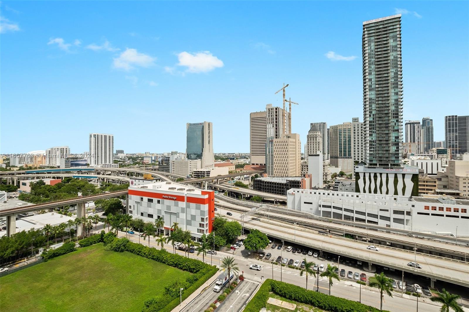 350 S Miami Ave #1811, Miami FL 33130
