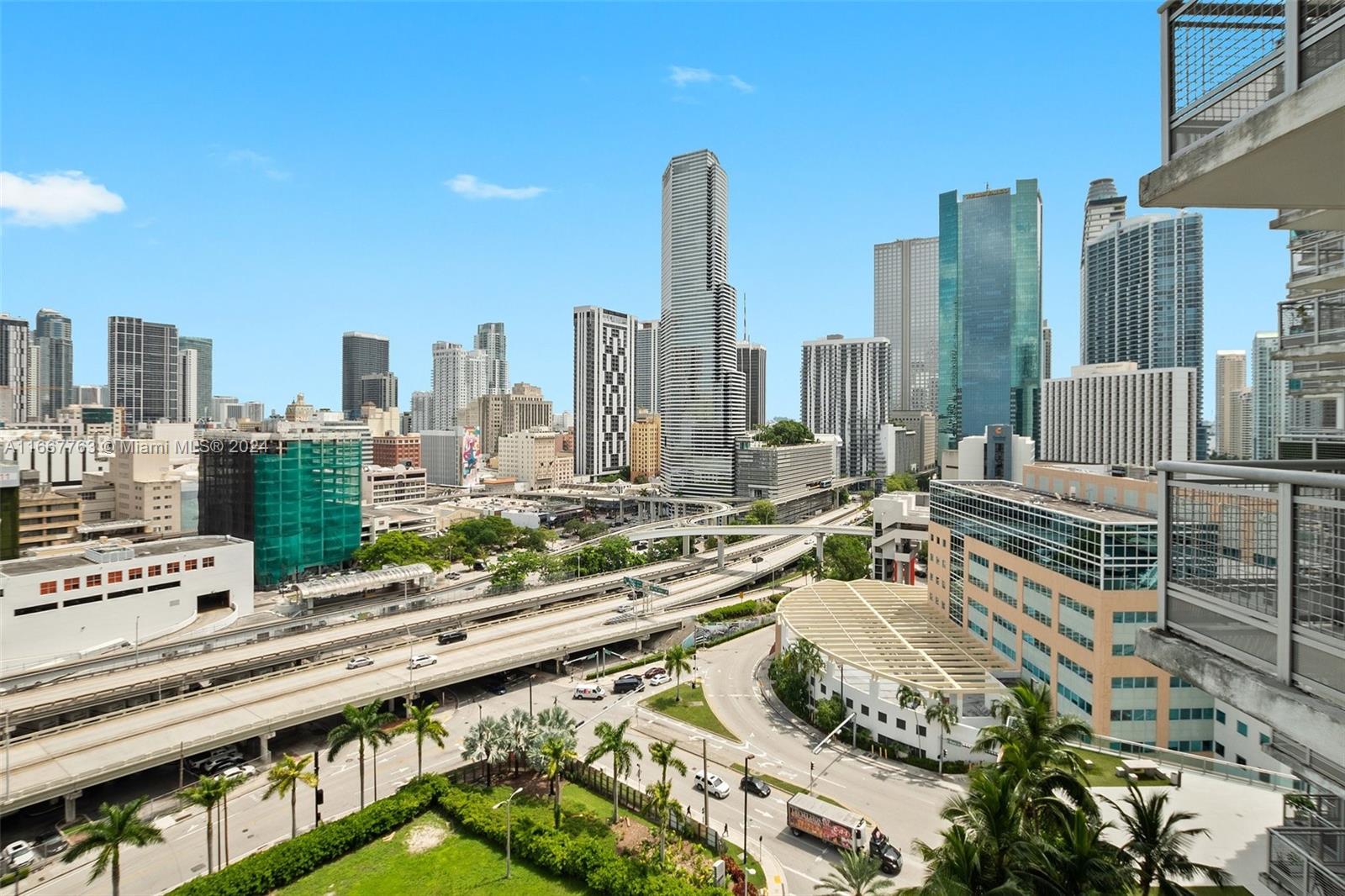 350 S Miami Ave #1811, Miami FL 33130