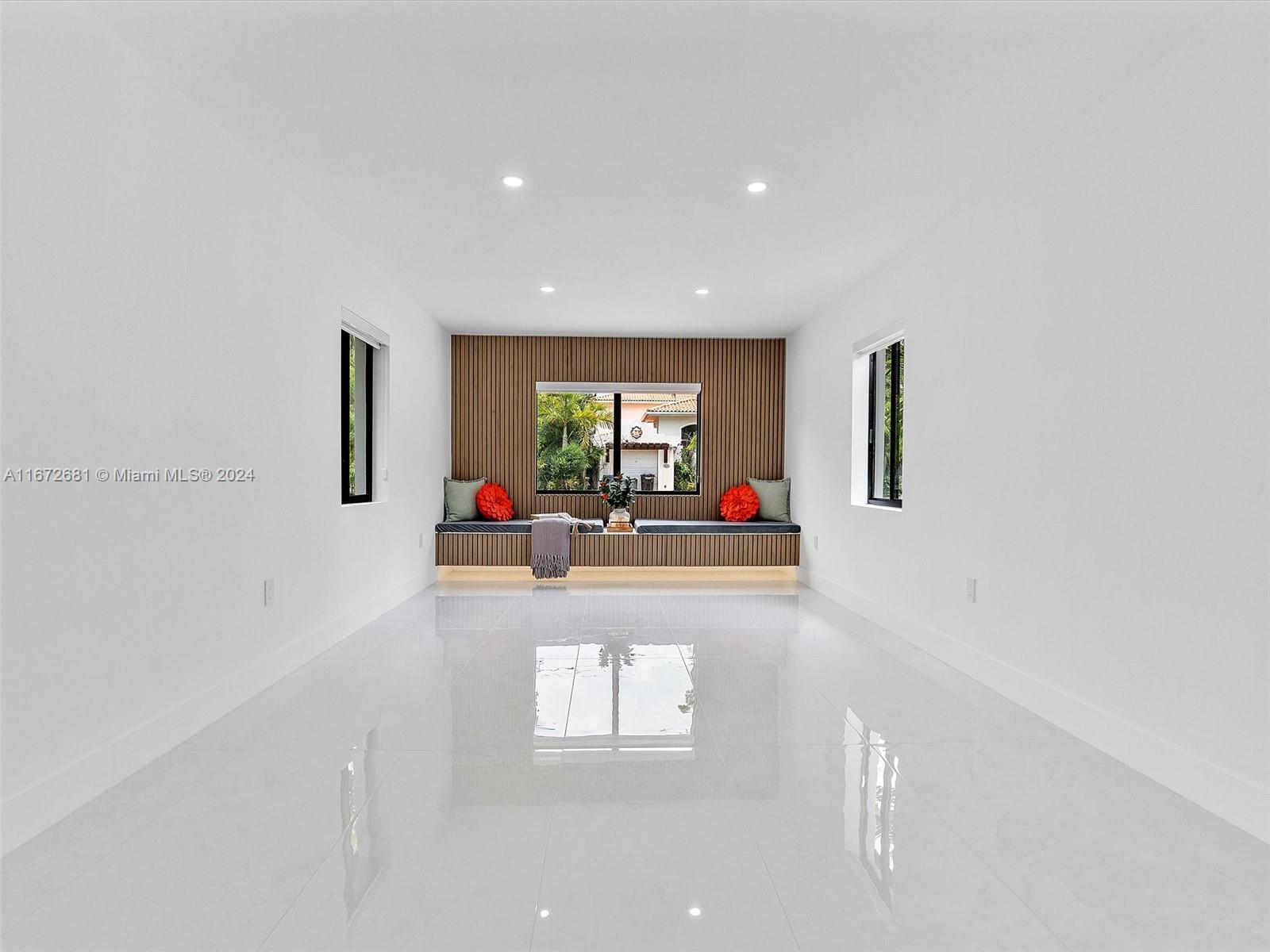 420 N Shore Dr, Miami Beach, Florida image 32