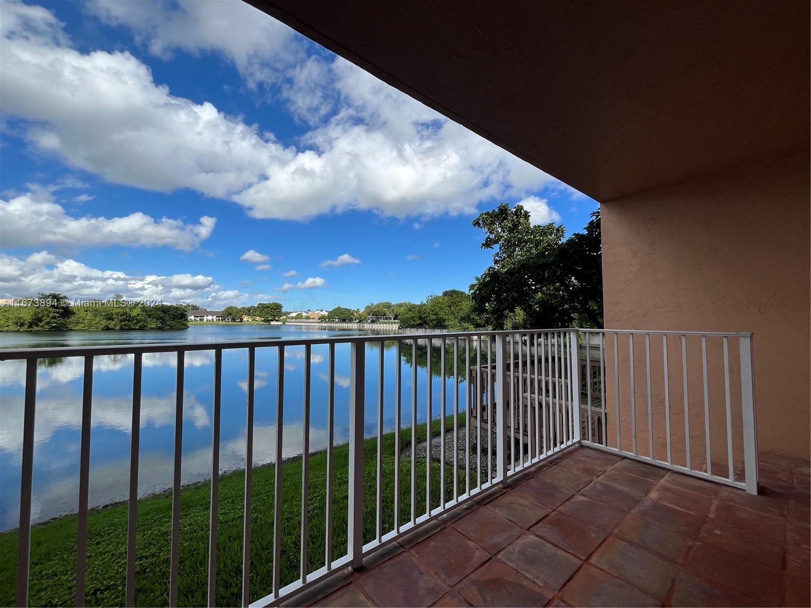 3243 NW 44th St #3, Oakland Park, Florida image 3