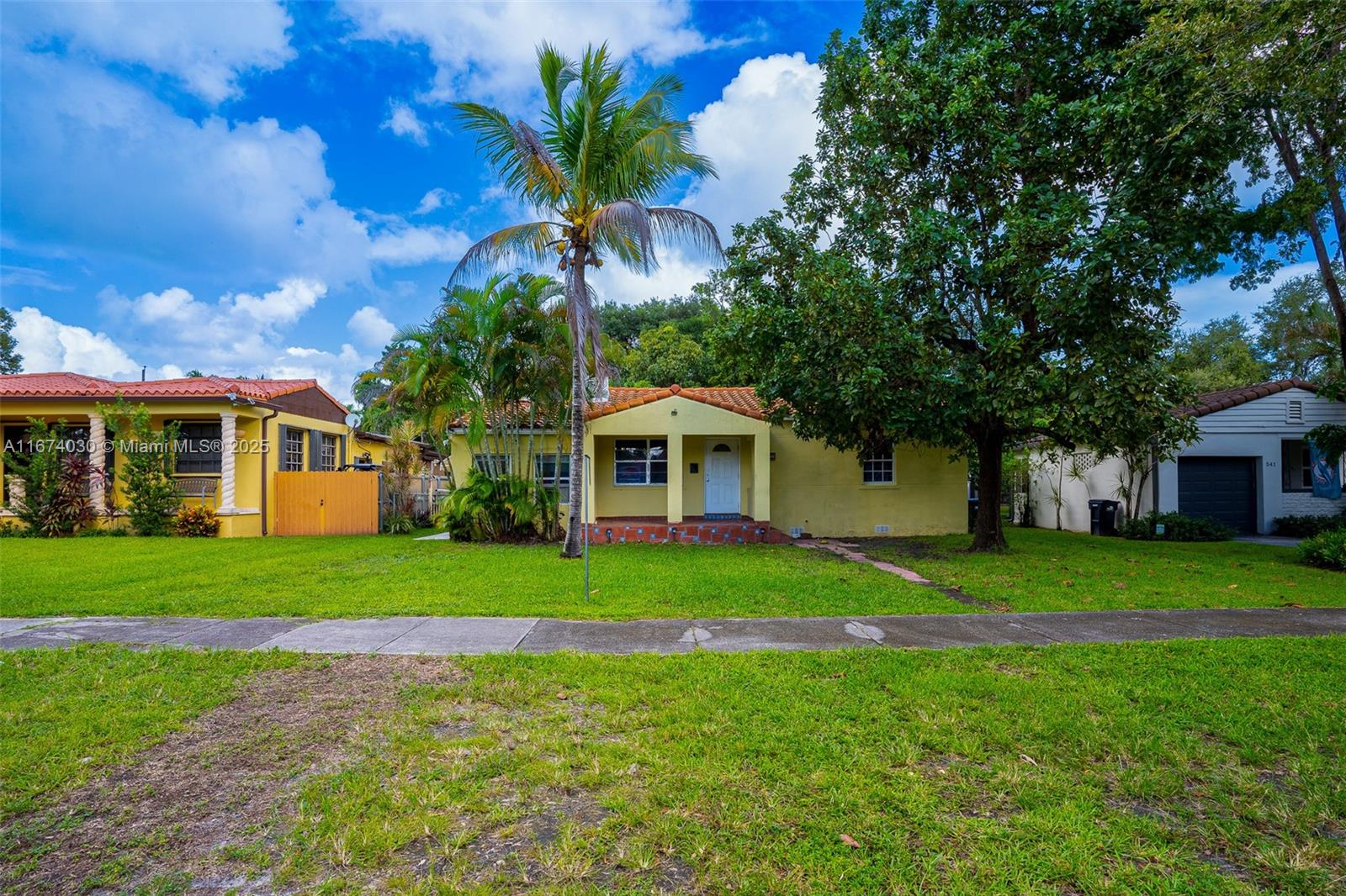 533 W South Dr, Miami Springs, Florida image 2