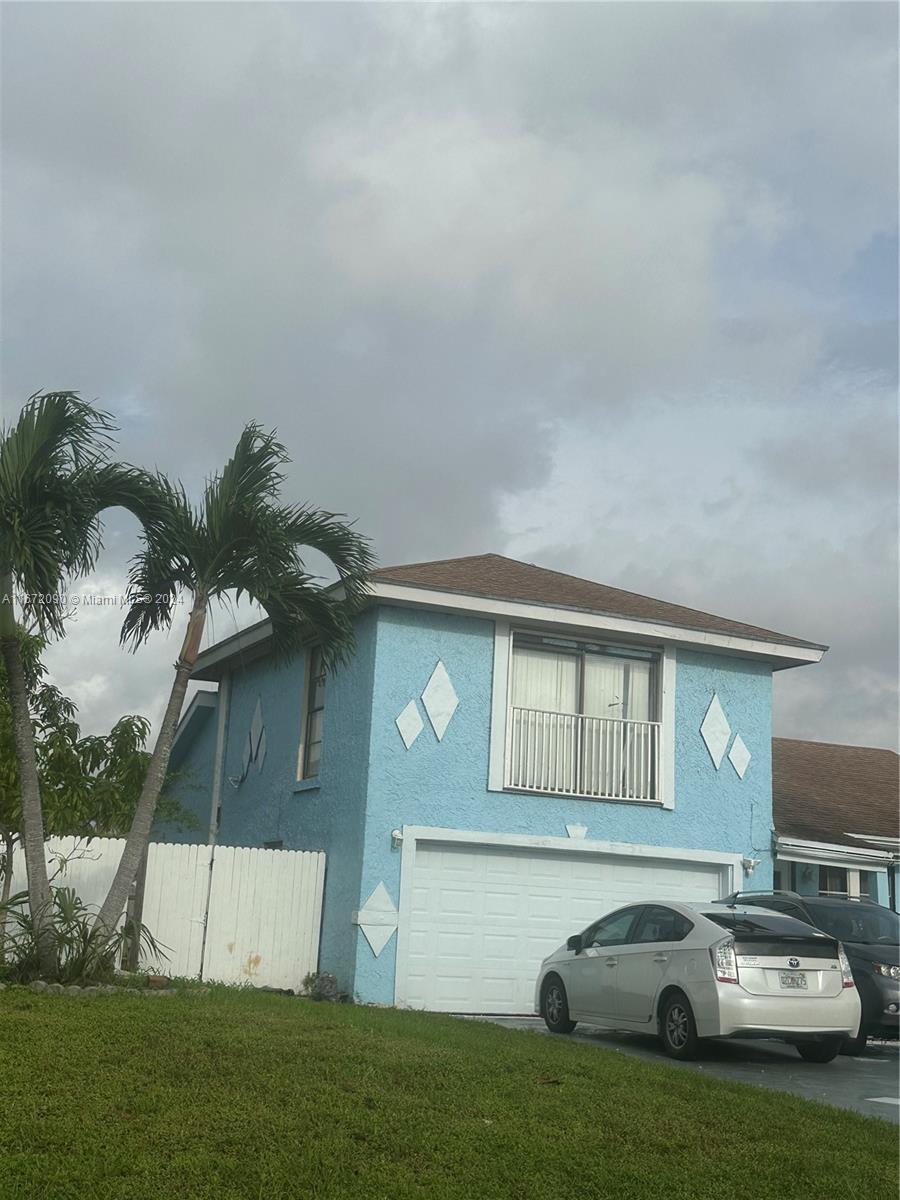 603 SW 75th Ave, North Lauderdale, Florida image 2