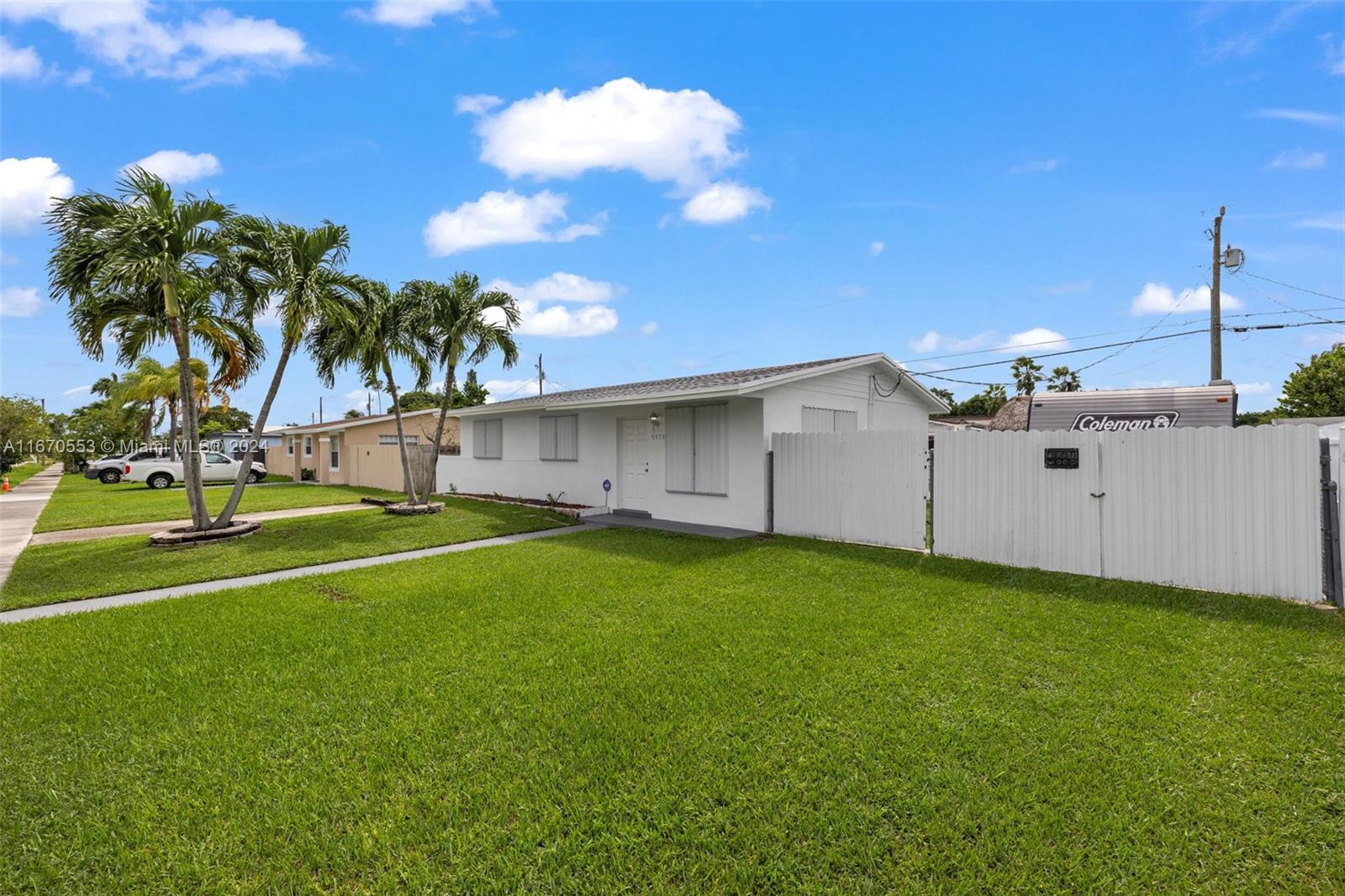 9970 SW 213th St, Cutler Bay, Florida image 4