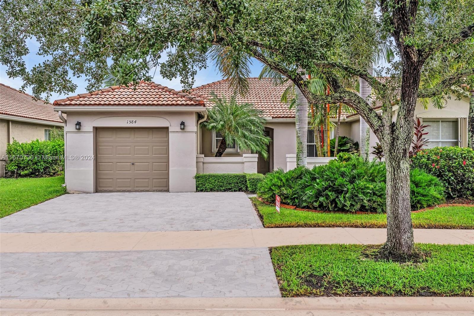 Residential, Weston, Florida image 1