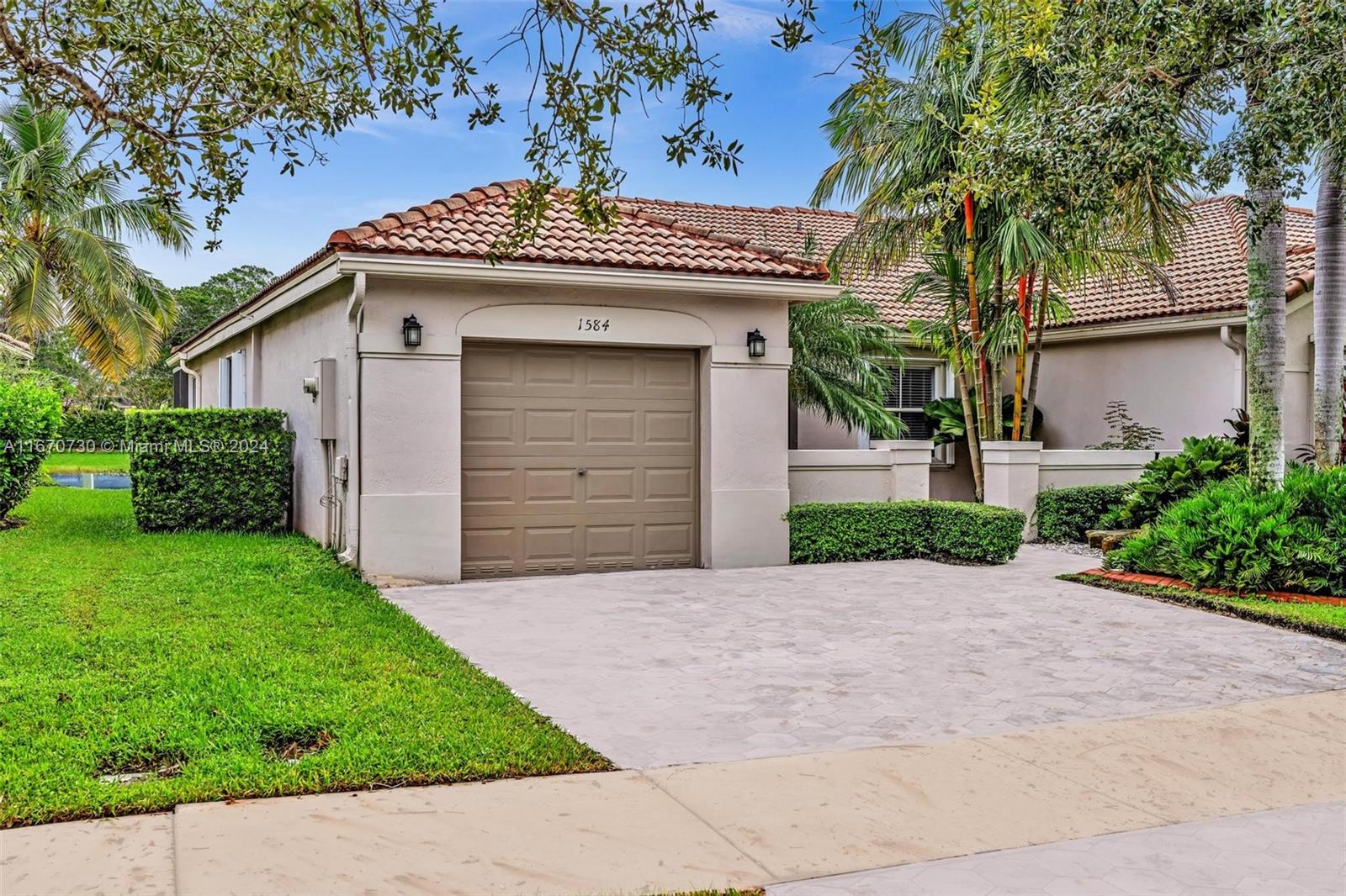 Residential, Weston, Florida image 2