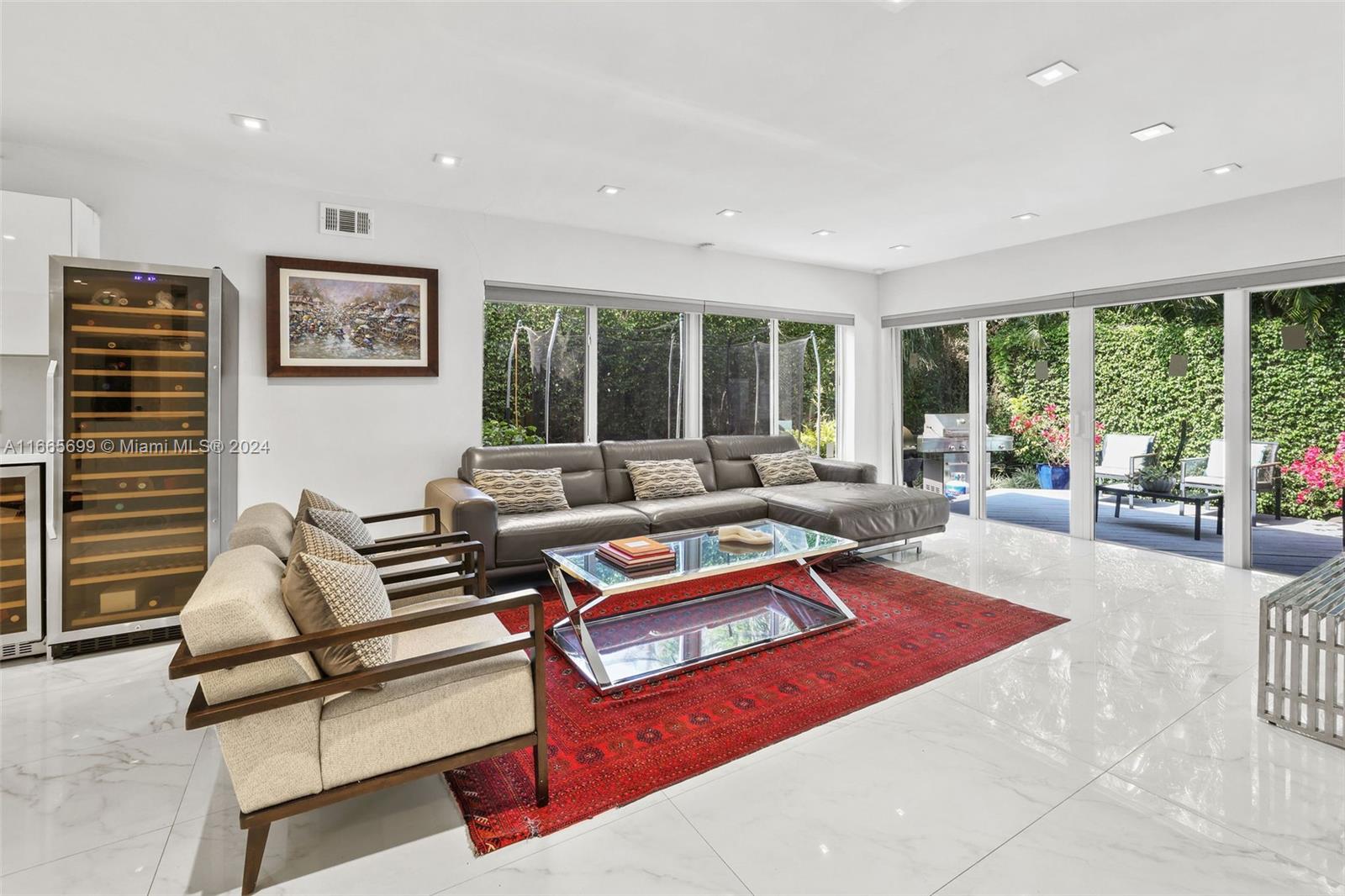 4456 Alton Rd, Miami Beach, Florida image 1