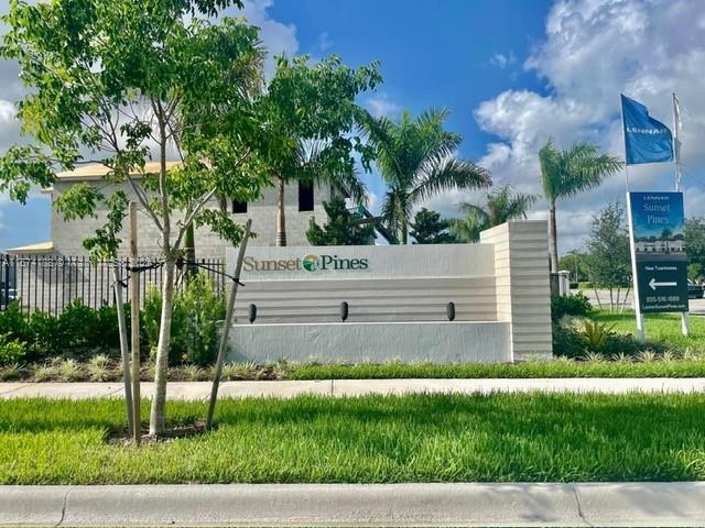 238 SW 159th Ct, Pembroke Pines, Florida image 1