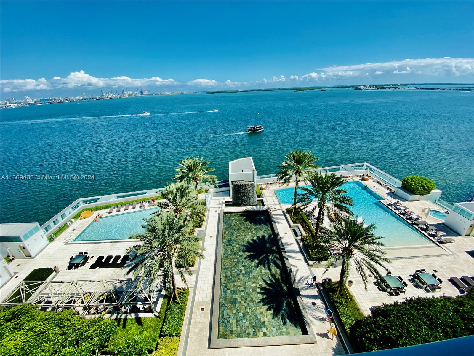 1331 Brickell Bay Dr #1405, Miami FL 33131