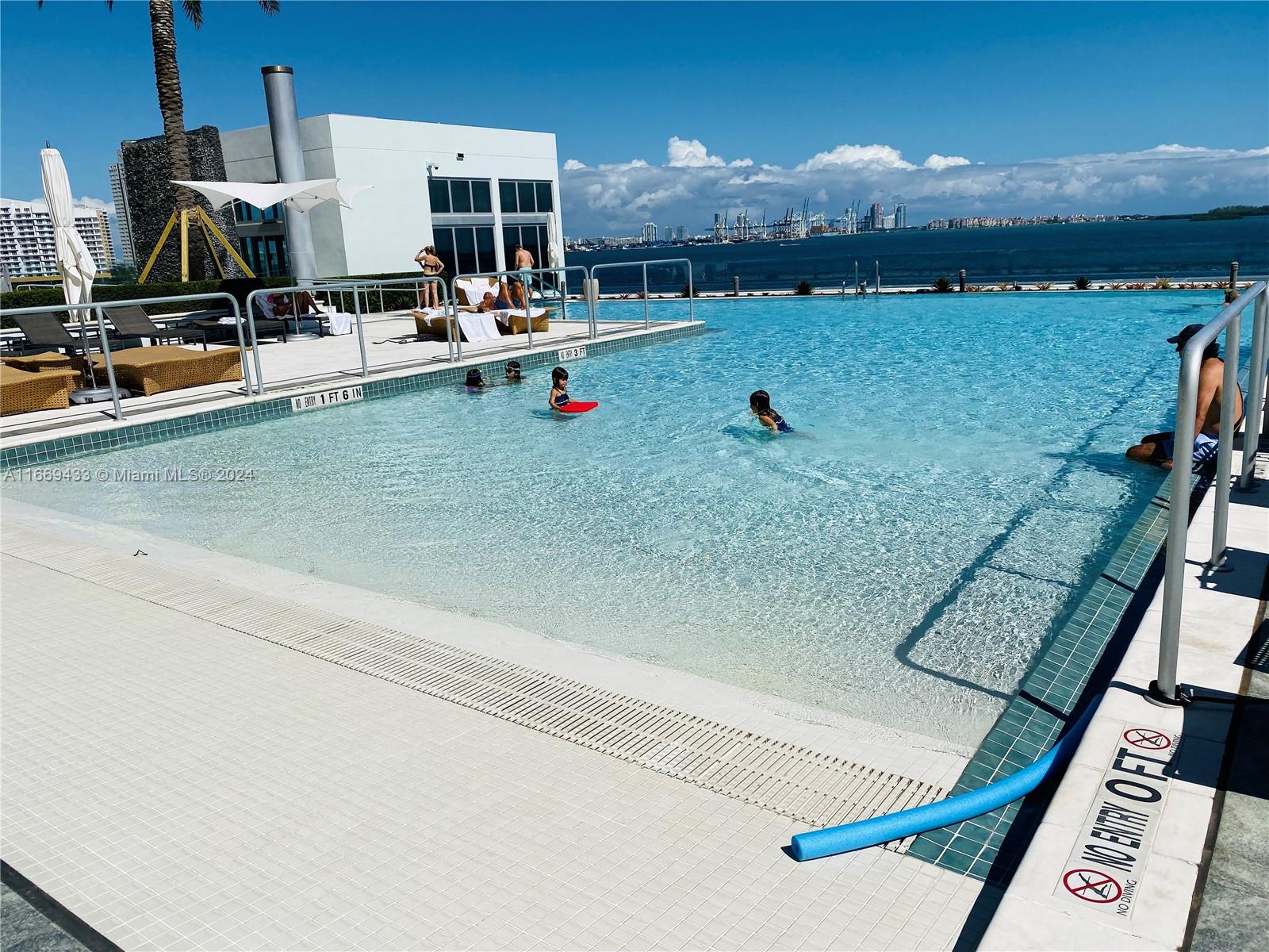 1331 Brickell Bay Dr #1405, Miami FL 33131