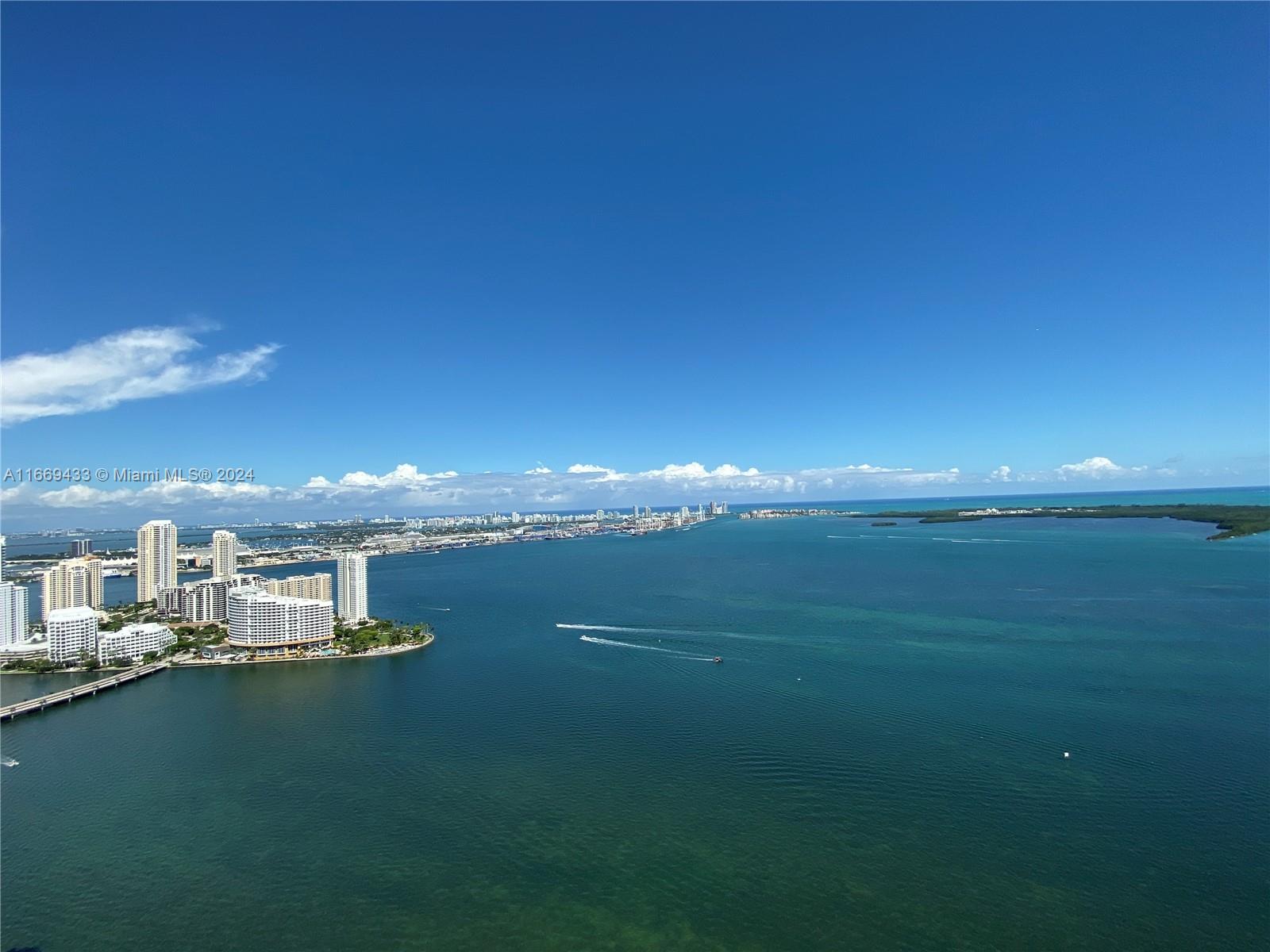 1331 Brickell Bay Dr #1405, Miami FL 33131