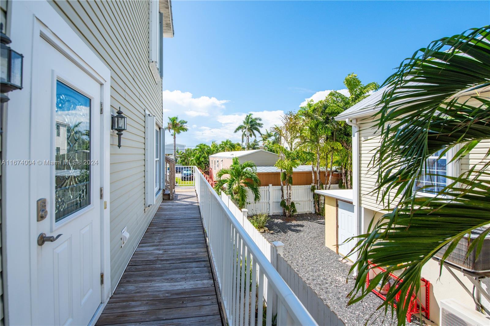 19 A 7th Ave, Key West, Florida image 2