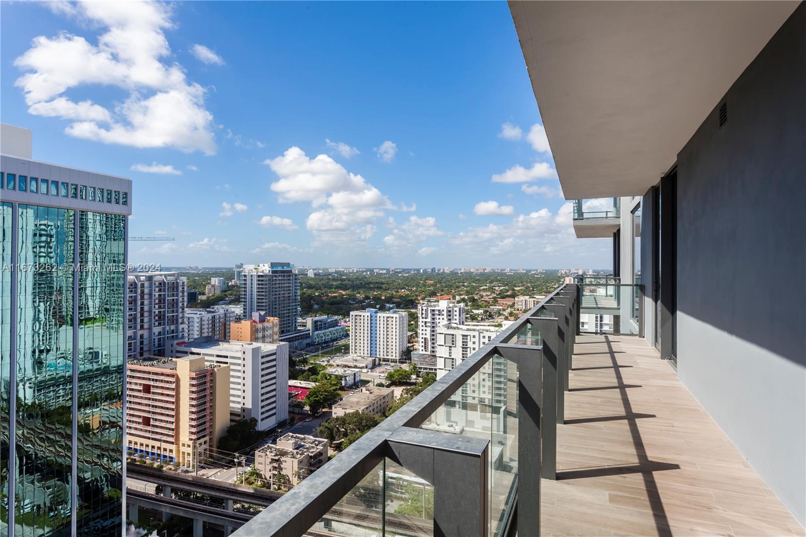 88 SW 7th St #2101, Miami, Florida image 2