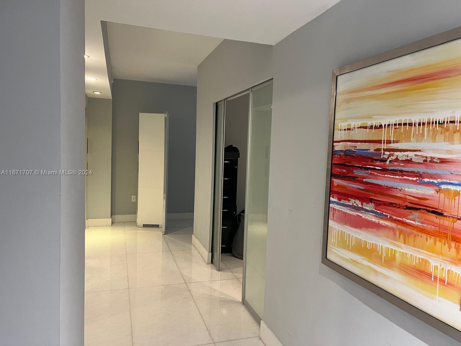 Fantastic opportunity to indulge yourself in a resort's lifestyle. This is a huge 3/3 apartment in the most desirable Brickell area. Enjoy the privacy of relaxation, the most panoramic views of Brickell becoming as owner of this luxury apartment. This condo was made with the fantasy of perfect life,, combined with the comfort and amusement. This property is an excellent option for all ages, good for the whole family.