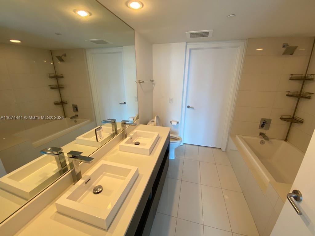 1100 S MIAMI AV #2602, Miami FL 33130
