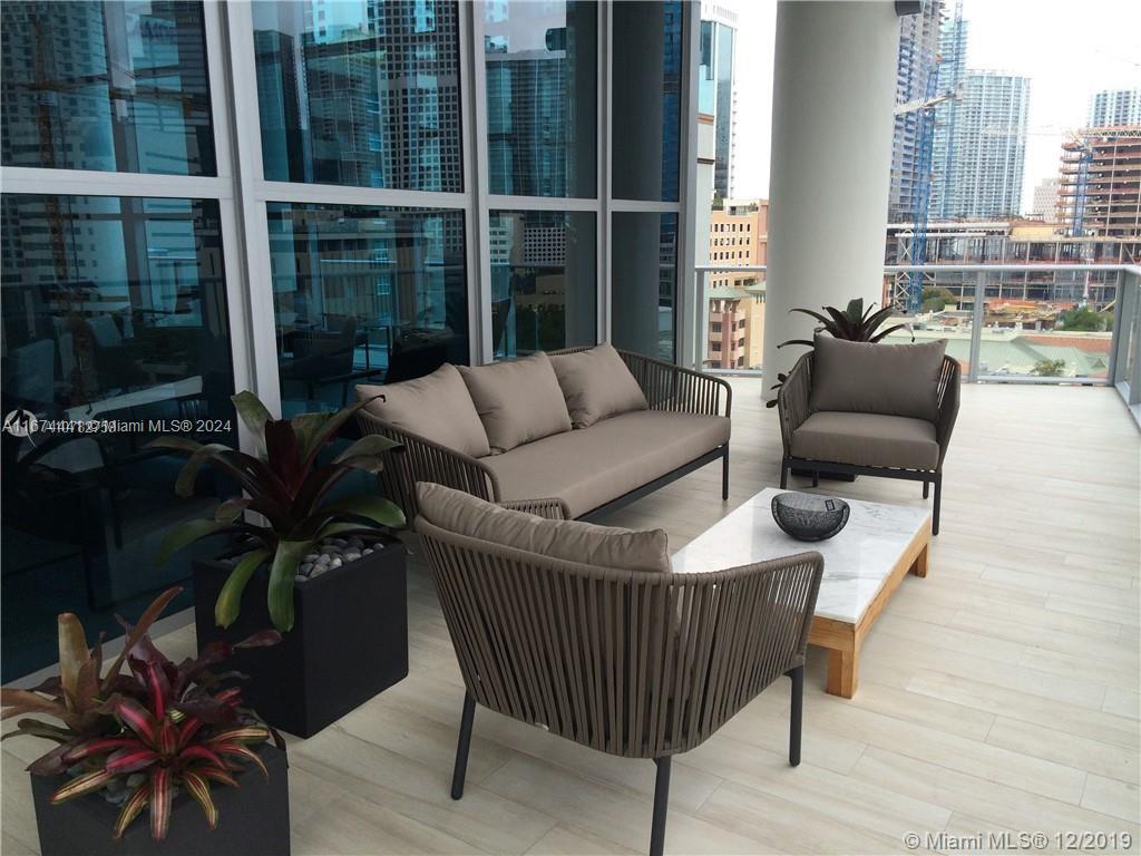 1100 S MIAMI AV #2602, Miami FL 33130