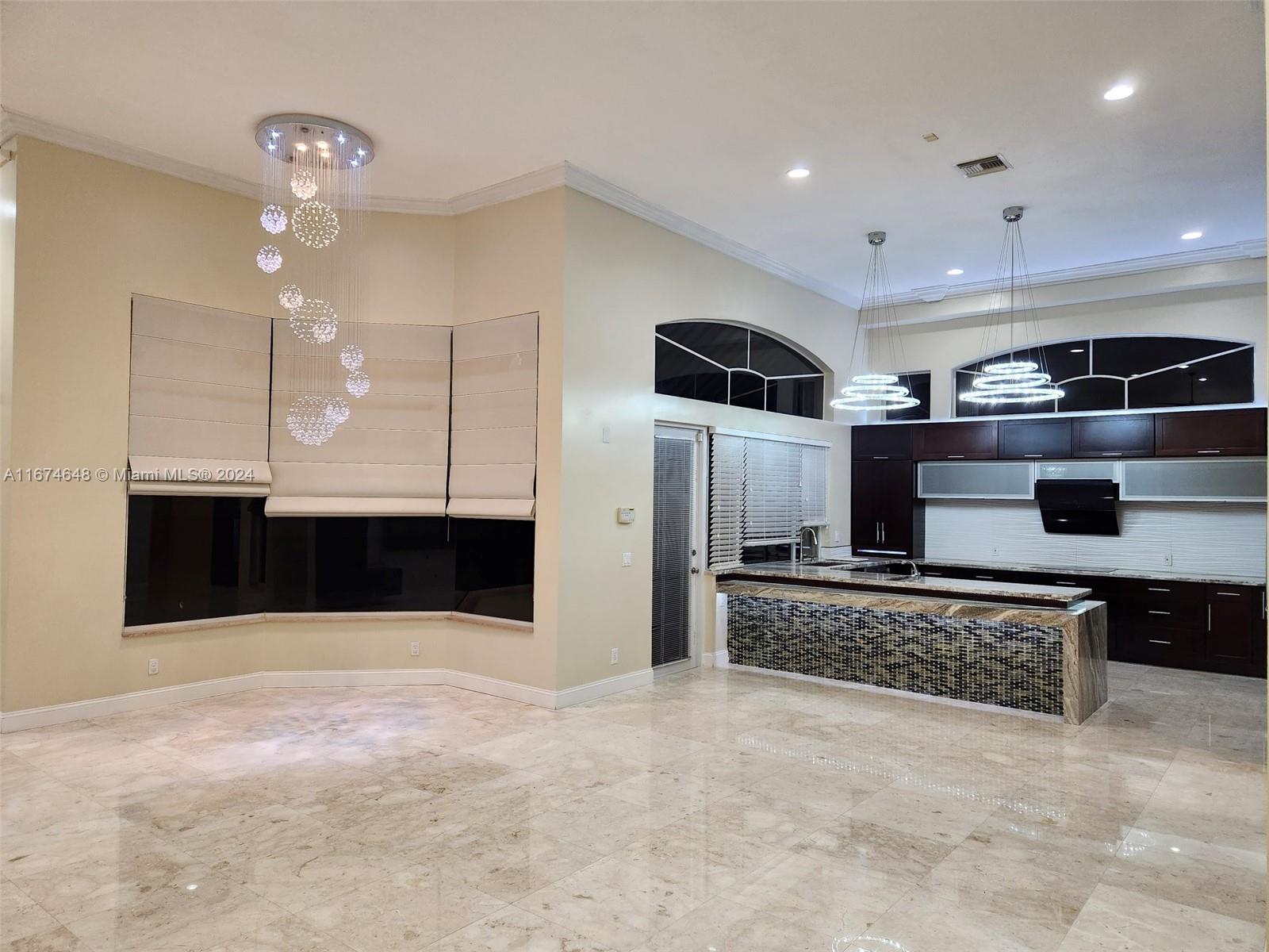 321 Windmill Palm Ave, Plantation, Florida image 10