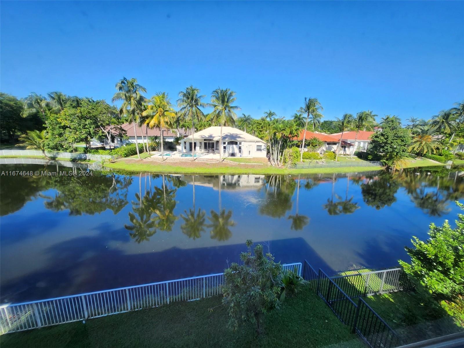 321 Windmill Palm Ave, Plantation, Florida image 24