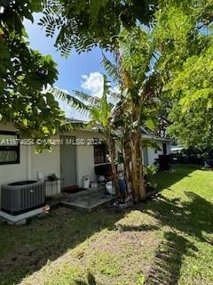 1099 NE 35th St, Oakland Park, Florida image 6